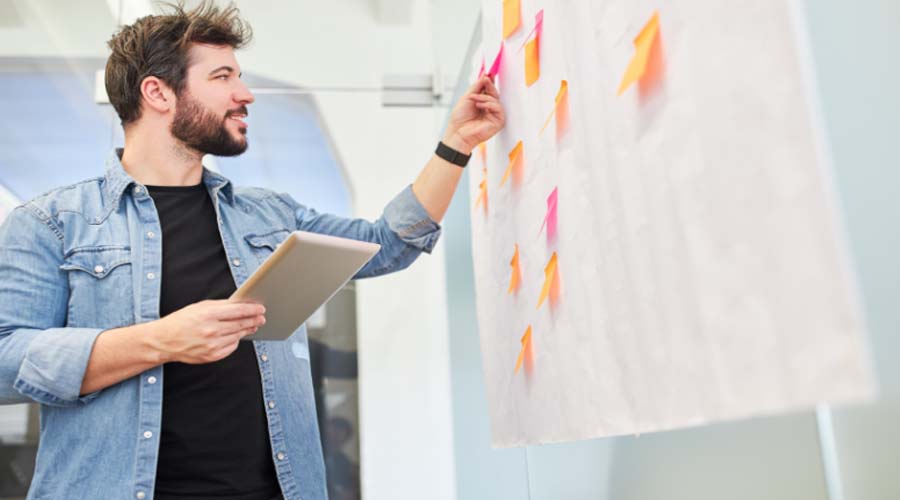 Como utilizar o marketing de indicação e avaliar processos - Reprodução Canva
